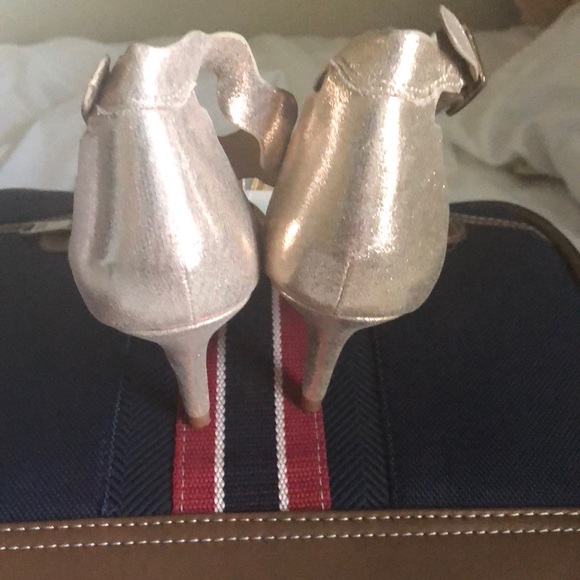 Size 6 - Picture 2 of 3